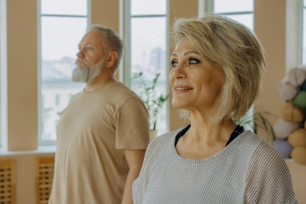 3 Ways to Help Loved Ones Thrive in a Supportive Community